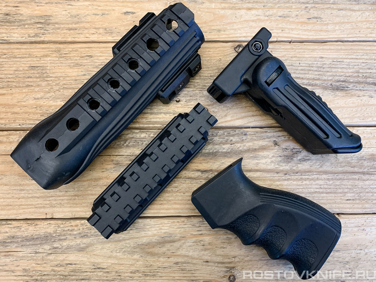 AK TKIT/LY-142 - Набор тактических обвесов для АК RIS цевье, пистолетная и тактическая рукоятка