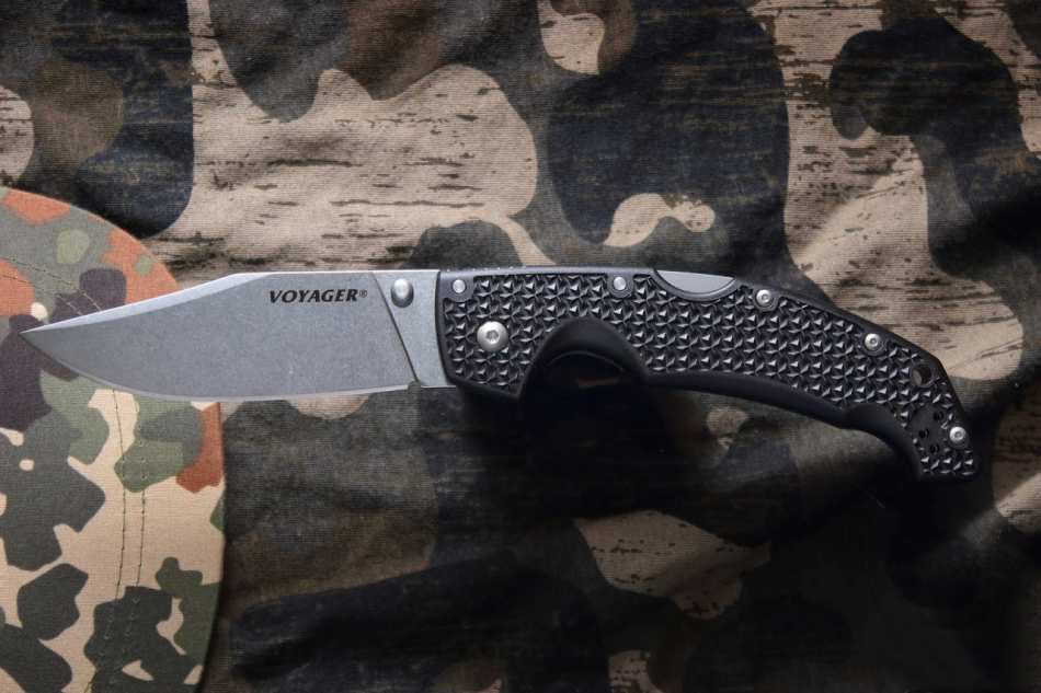 CS29AC - Cold Steel Voyager Large, clip point, AUS-10A steel