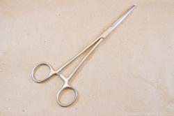 zazhim_200mm_pryamoy