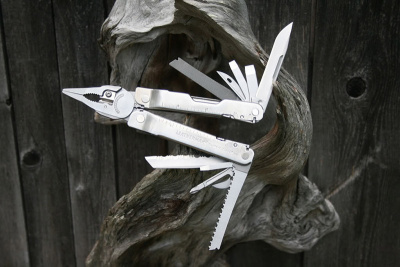 SuperTool300
