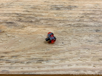 MUSHKA_OPTOVOLOKNO_REZBA_KRASNJA